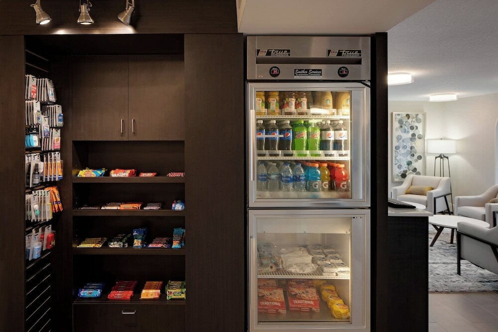 Фото Fairfield Inn And Suites by Marriott Palm Beach