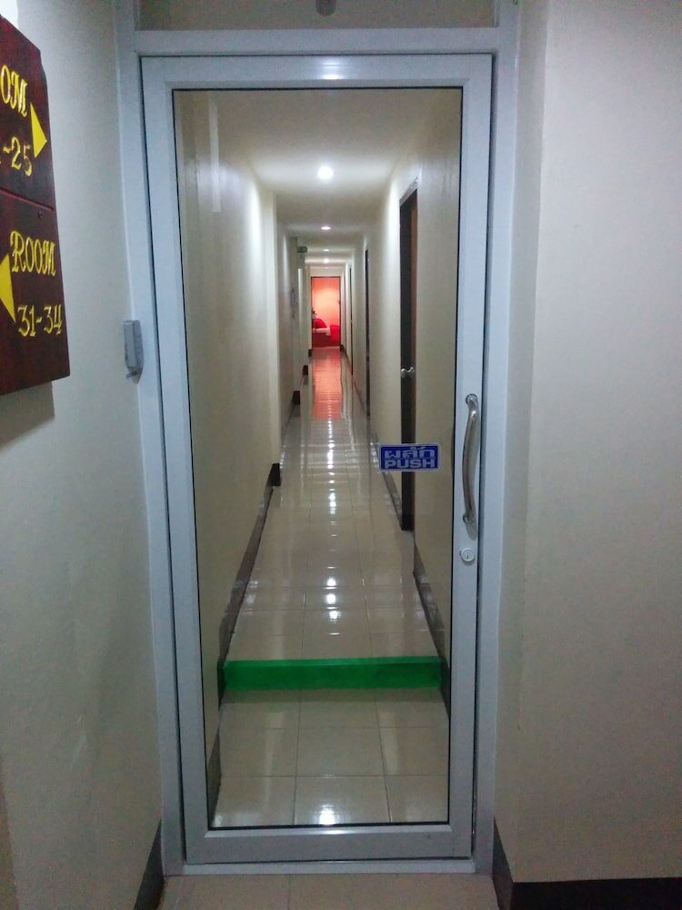 Фото Walking Street Guest House