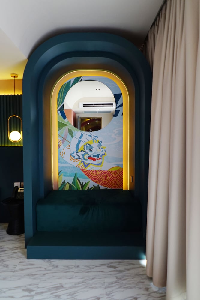 Фото 4 Monkeys Hotel