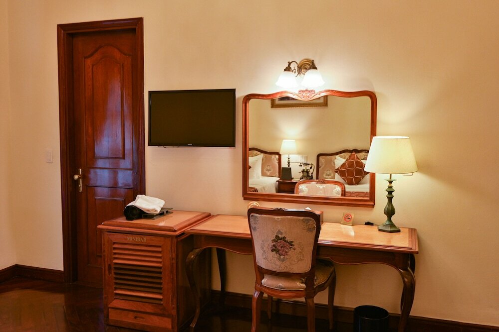 Фото Hotel Grand Saigon
