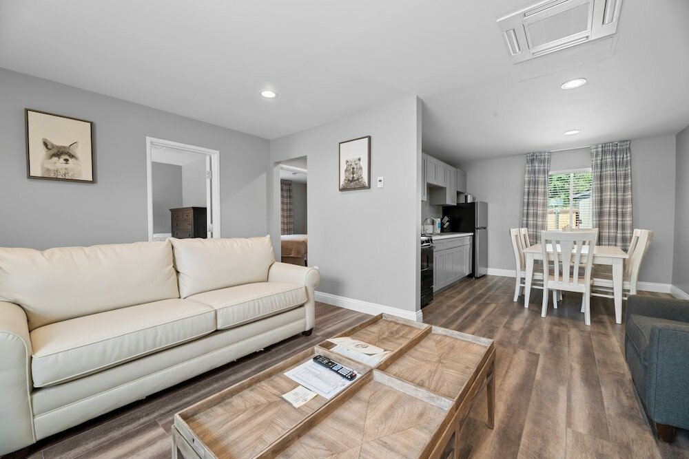 Фото Big Bear Frontier