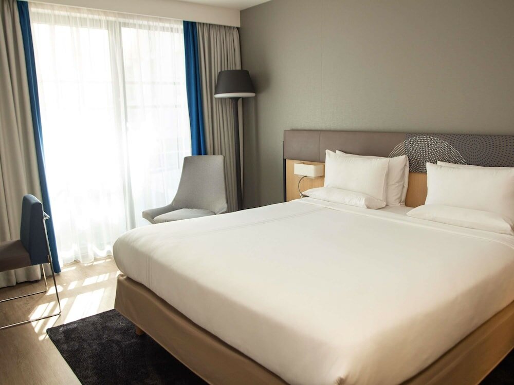 Фото Novotel London Wembley