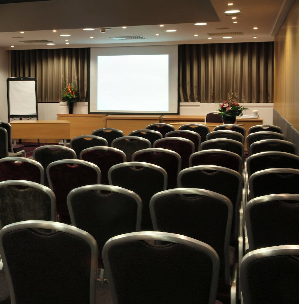 Фото Leonardo Royal Hotel Birmingham