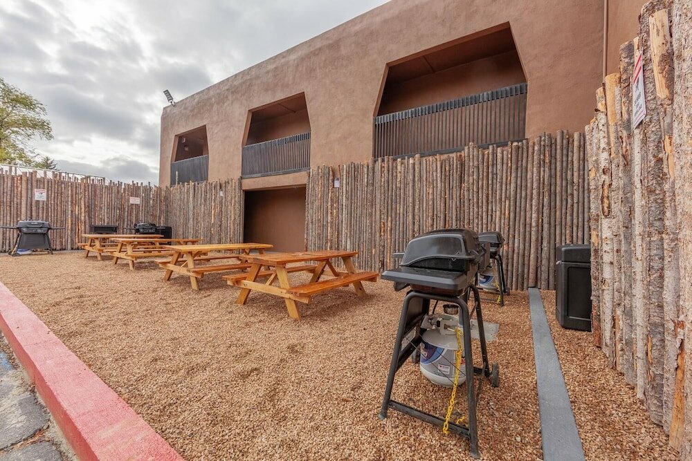 Фото Taos Valley Lodge