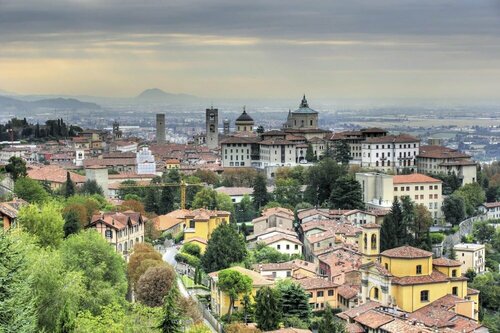 Внешний вид отеля Nh Bergamo в Бергамо, фото 2