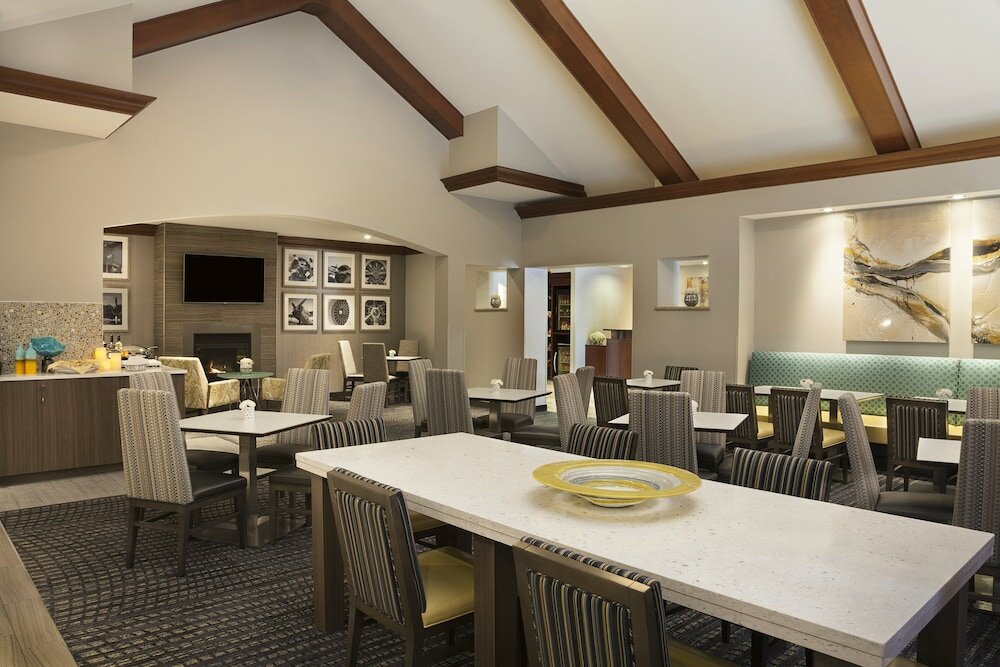 Фото Residence Inn by Marriott Toronto Airport