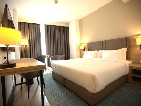 Фото Golden Tulip Amman