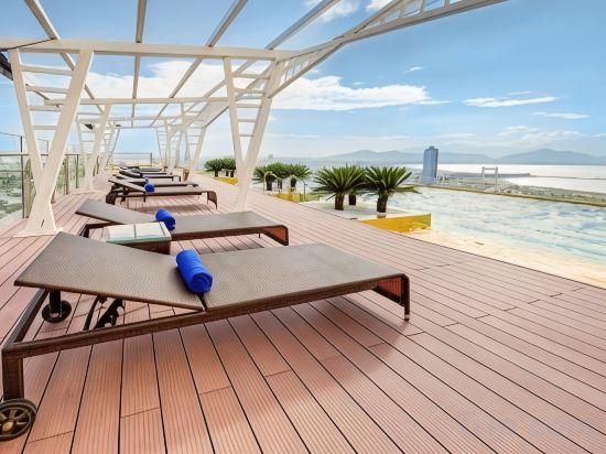 Фото Wyndham Danang Golden Bay