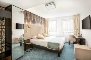 Гостиница Best Western Hotel Journel Saint-Laurent-du-Var