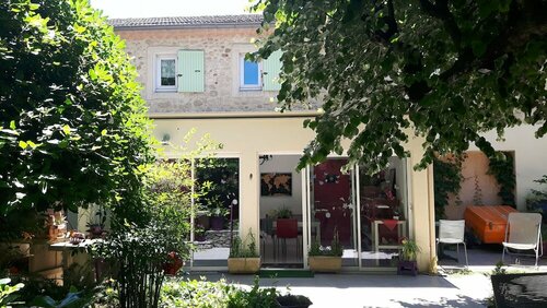 Гостиница Chambres d'hôtes Louminai sud montelimar в Приве