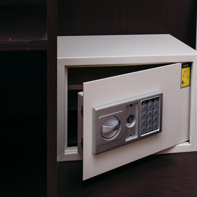 Фото Каравелла