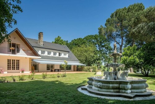 Гостиница Le Domaine de la Clotière в Фужер-Витре