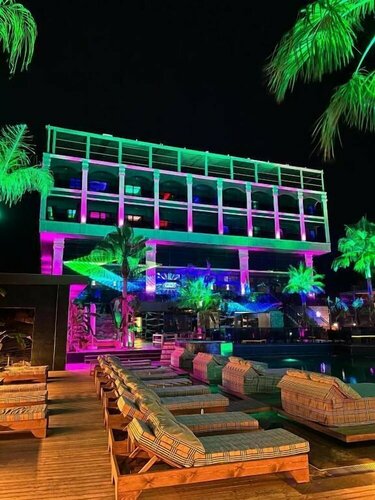 Гостиница Club Robin Hood Hotel в Конаклы