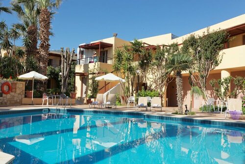 Апартаменты Latania Apartments в Сталиде