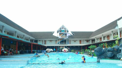 Гостиница Sabda Alam Hotel & Resort в Гаруте