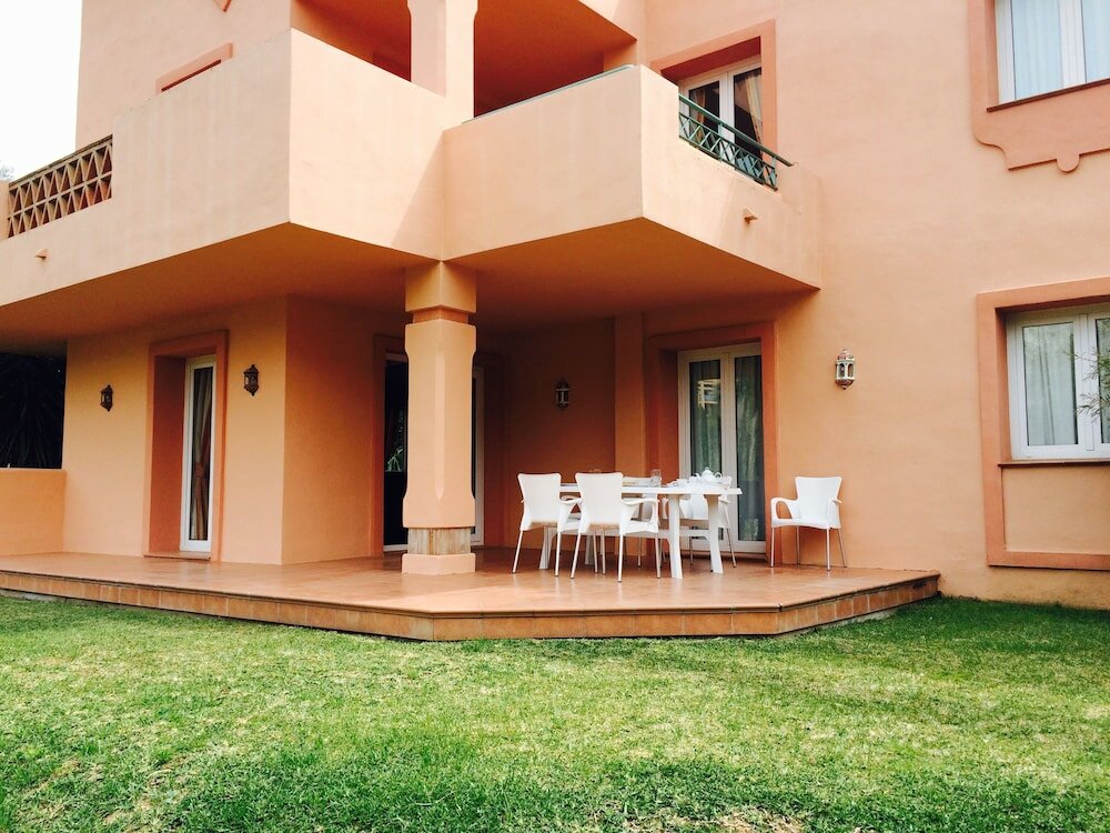 Фото Marbella Beach Resort at Club Playa Real