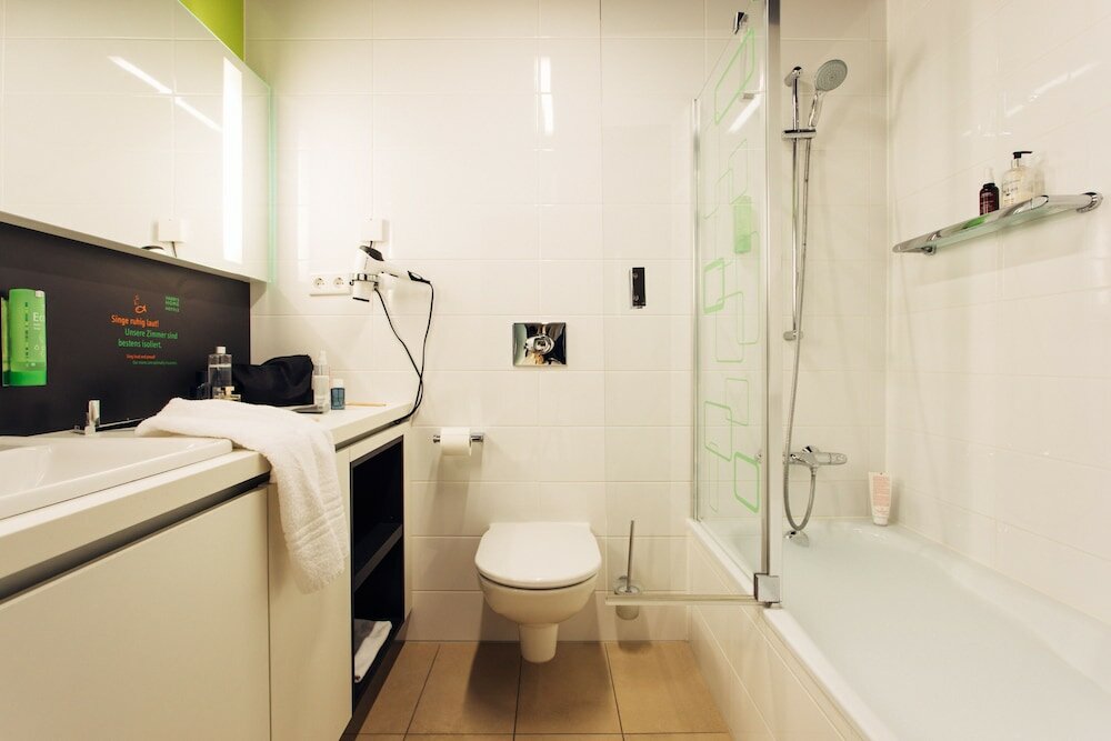 Фото Harry’s home München Moosach hotel & apartments
