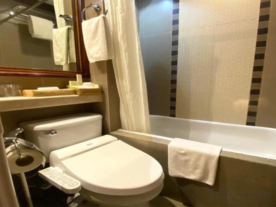 Фото Herald Suites