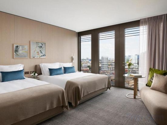 Фото Pan Pacific London