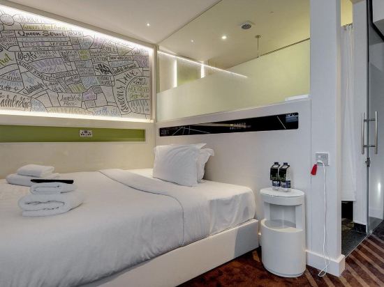 Фото Hub by Premier Inn London Goodge Street hotel