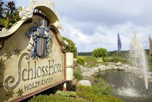 Гостиница Schloss Hotel Holzrichter в Изерлоне