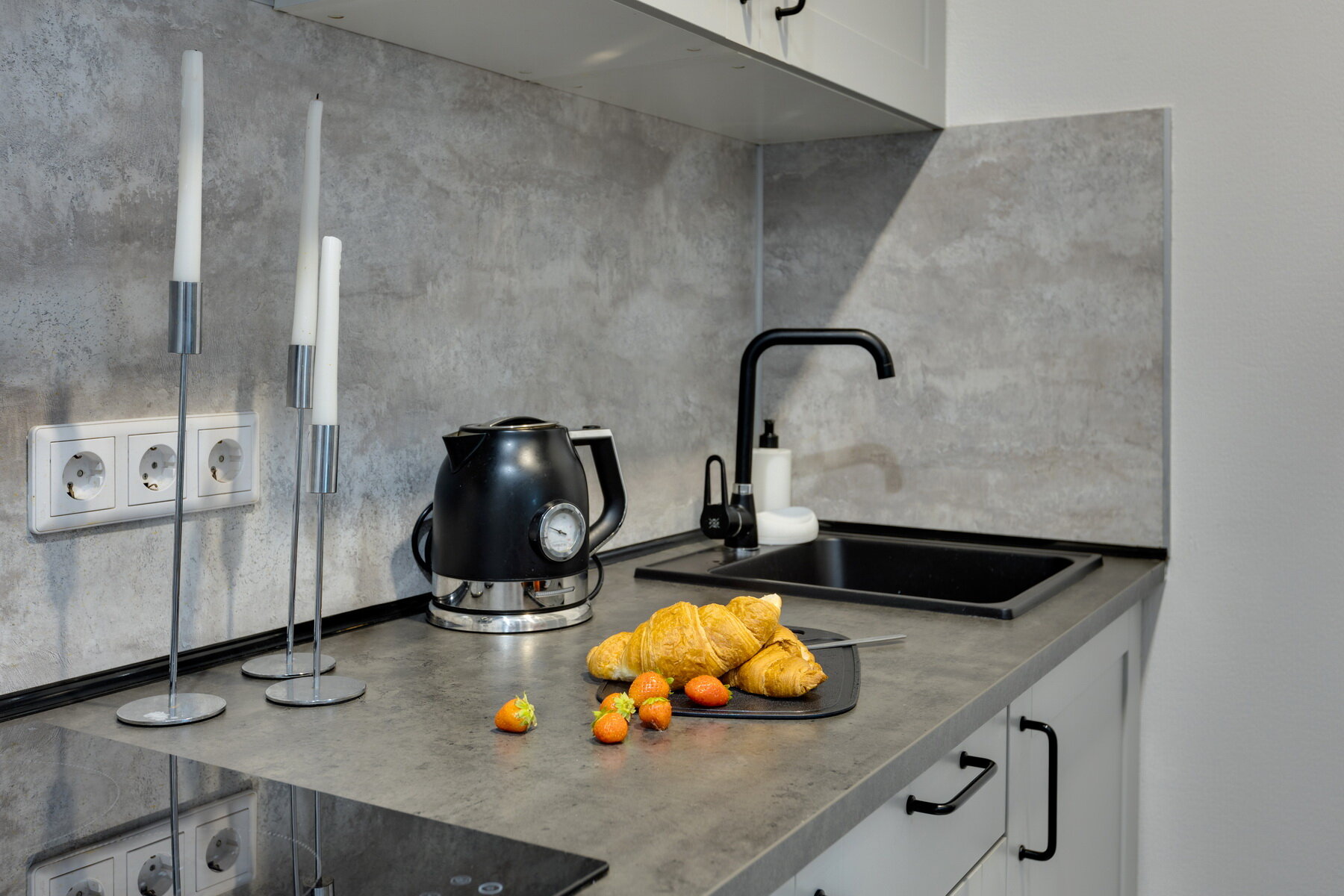 Фото Чаплин студия от Home24