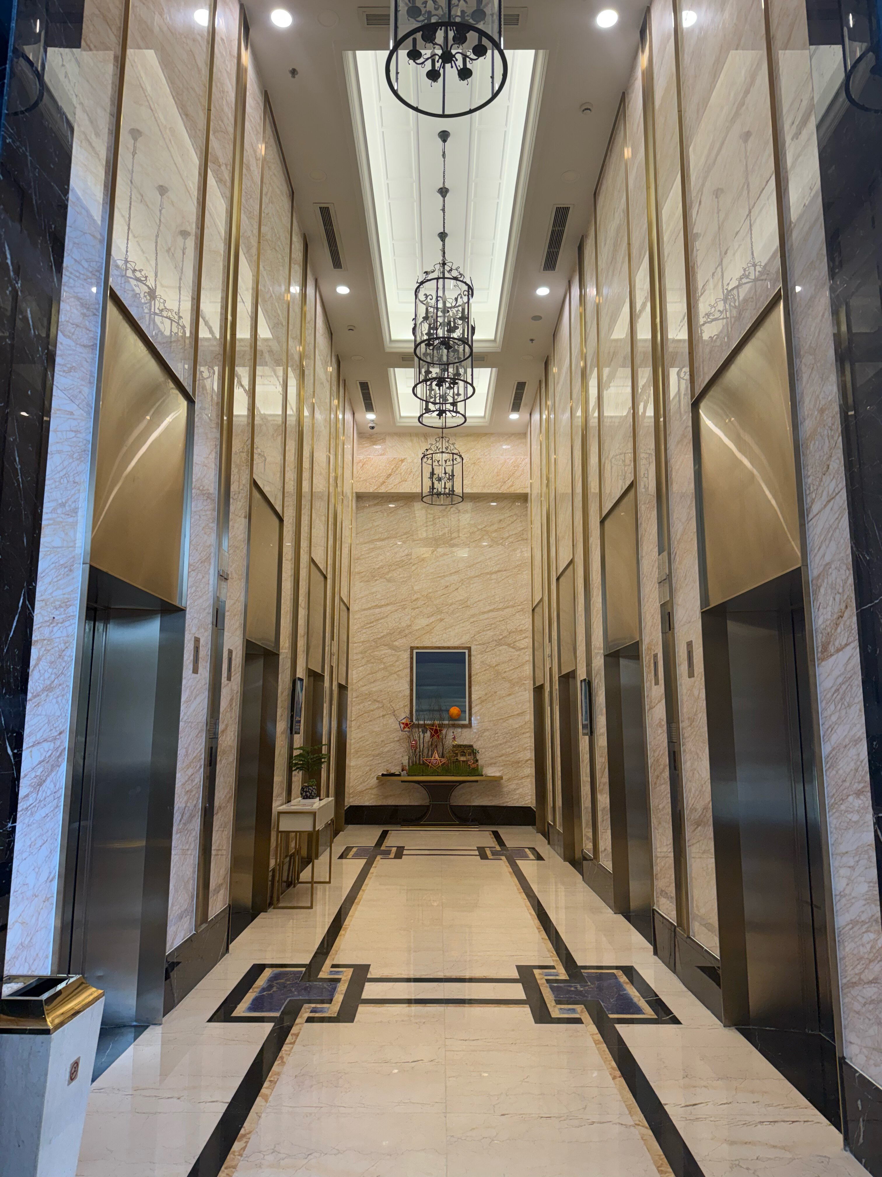 Фото Vinpearl Beachfront Nha Trang