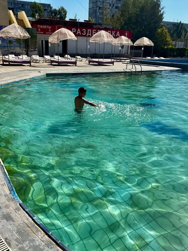 Yüzme havuzları Hotel Noy, Volgograd, foto