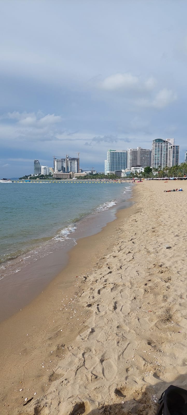 Фото Basaya Beach Hotel & Resort