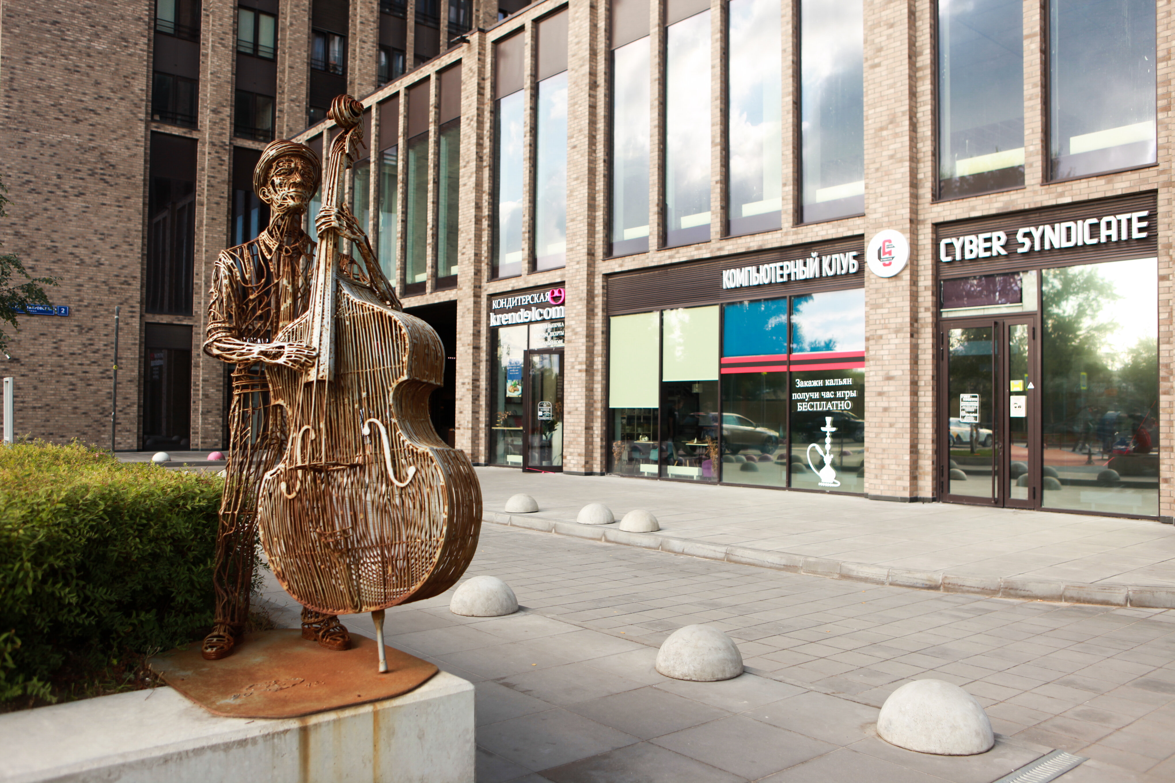 Фото В Небоскребе с видом на Останкинскую башню