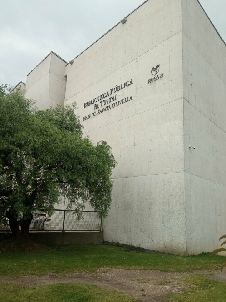 Library Biblioteca Pública El Tintal Manuel Zapata Olivella, Bogota, photo