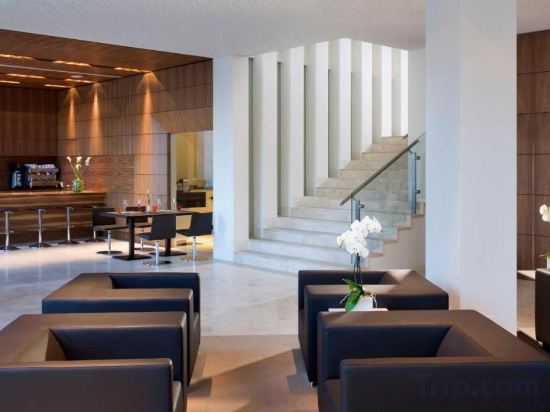 Фото 32939831552