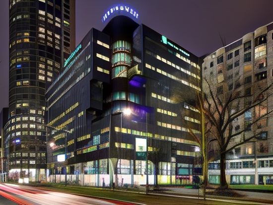 Фото Holiday Inn Express Rotterdam - Central Station