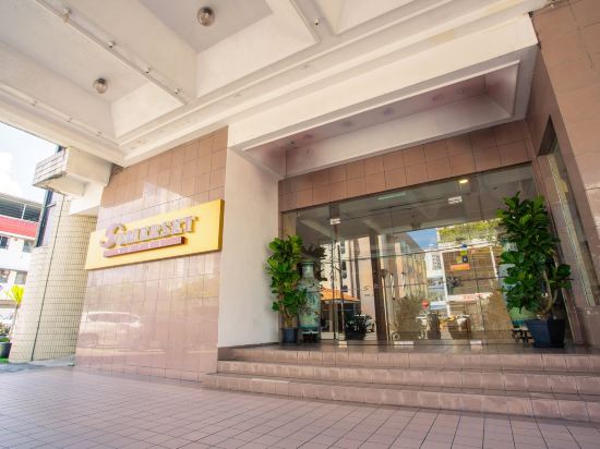 Фото Somerset Hotel