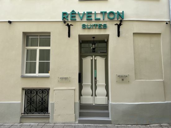 Фото Revelton Suites Riga