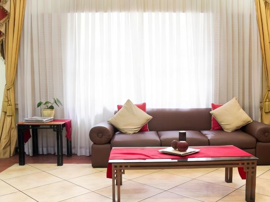 Фото White Knight Hotel Intramuros