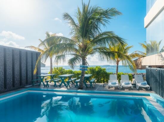 Фото Nest by Hawks Hotels Kamadhoo Baa Atoll