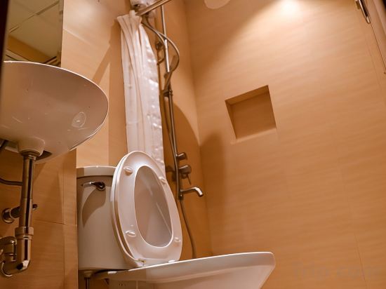 Фото Robertson Hotel