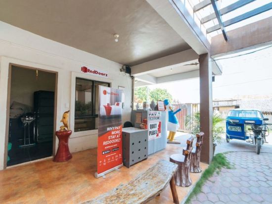 Фото RedDoorz @ Aparente Gensan