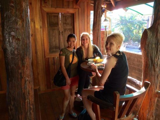 Фото J. Holiday Inn