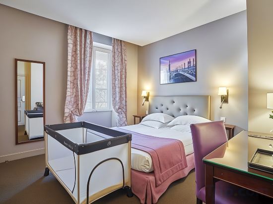 Фото Le Relais Saint Charles Paris