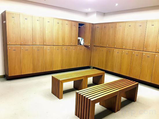 Фото Bluesky Serviced Apartment Airport Plaza