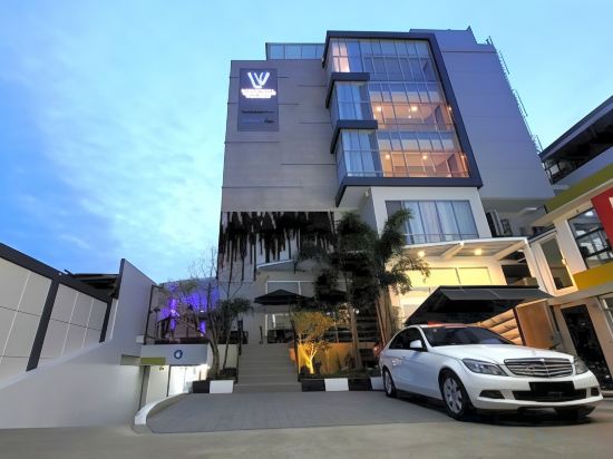 Фото Verona Palace Hotel Bandung