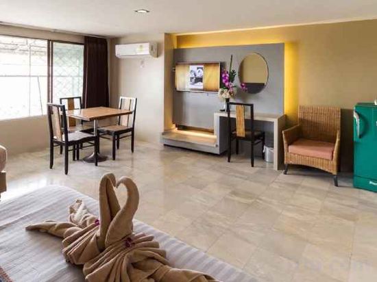 Фото Silom Boutique Hotel Hatyai