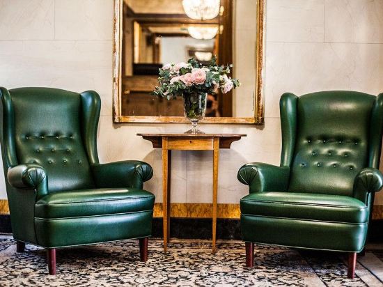 Фото The Sparrow Hotel