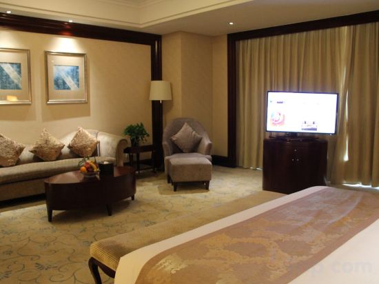 Фото 10781304045