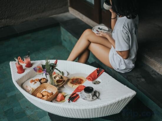 Фото Adiwana Unagi Suites