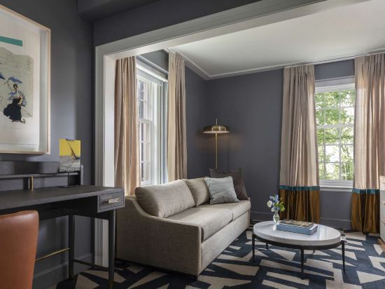 Фото The Carolina Inn, a Destination by Hyatt Hotel