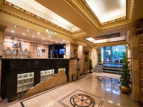 Фото Zayed Hotel