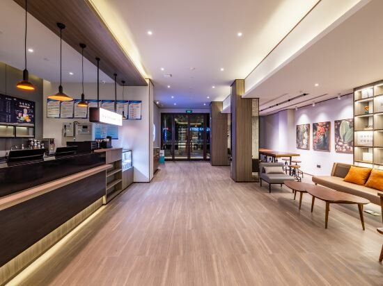 Фото Leisure Hotel